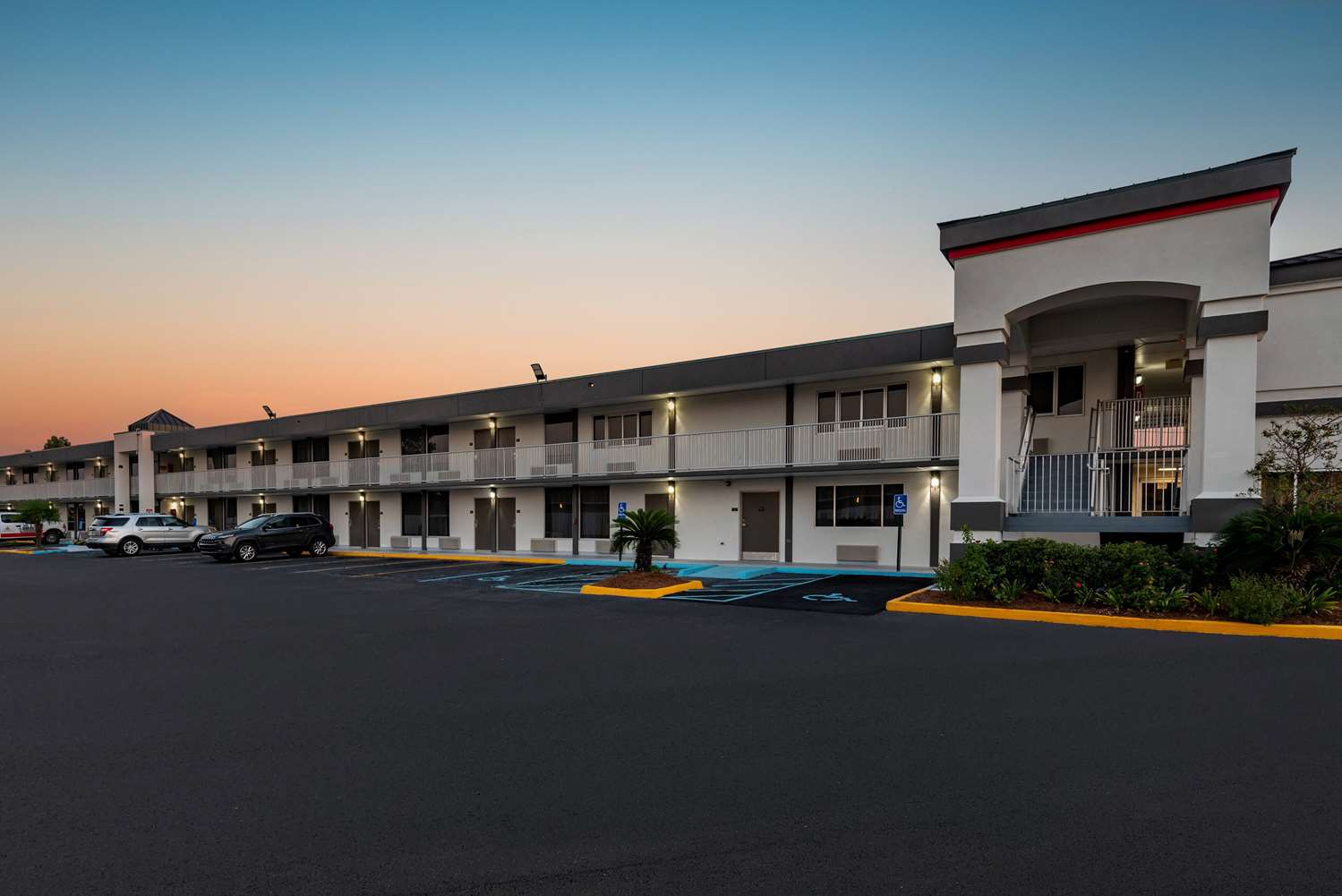 Super 8 by Wyndham Baton Rouge/I-10 2/31