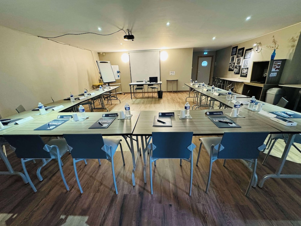 HOTEL KYRIAD TOULOUSE SUD - ROQUES 36/50