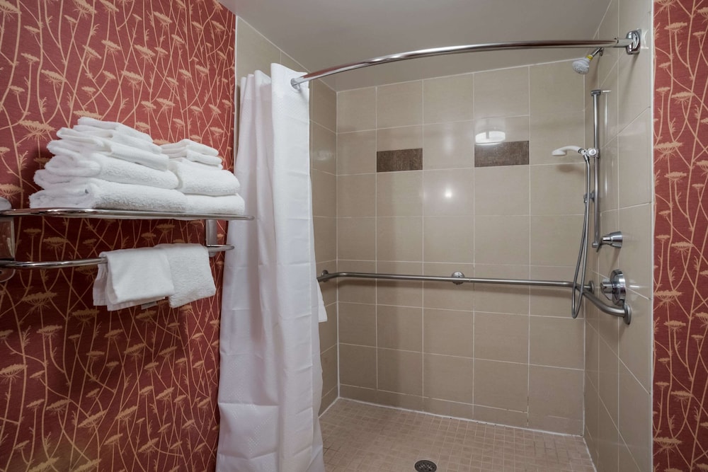 Comfort Suites Suffolk Chesapeake 47/47