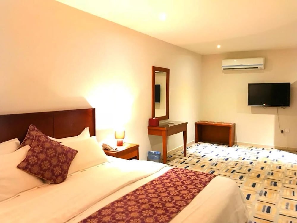 الاجنحه التنفيذيه(Executive Suites) 9/44