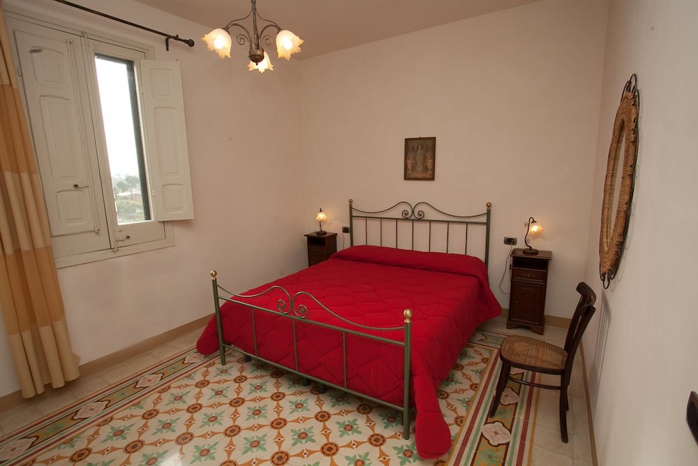 Agriturismo Baglio Donna Santa 5/48