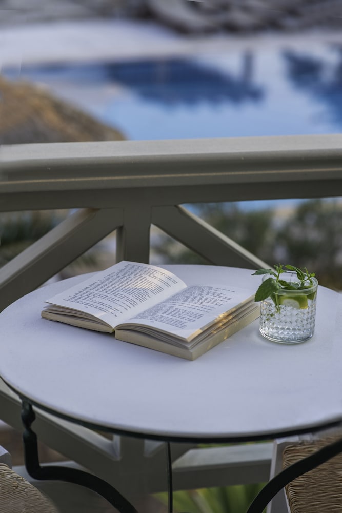 Yialos Ios Hotel 57/64