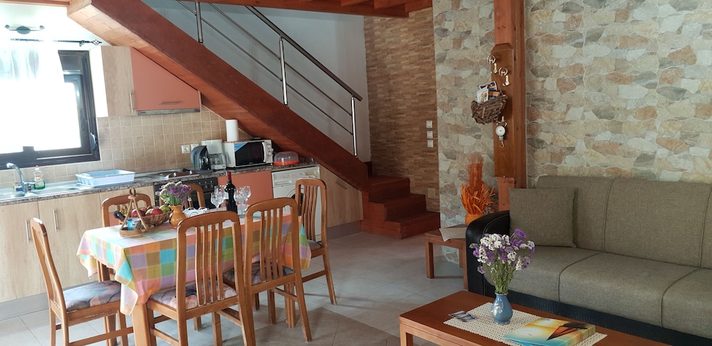 HOTEL STERGIOS VILLA 22/36