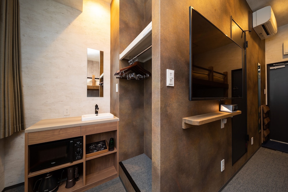 Wellstay Namba 49/50