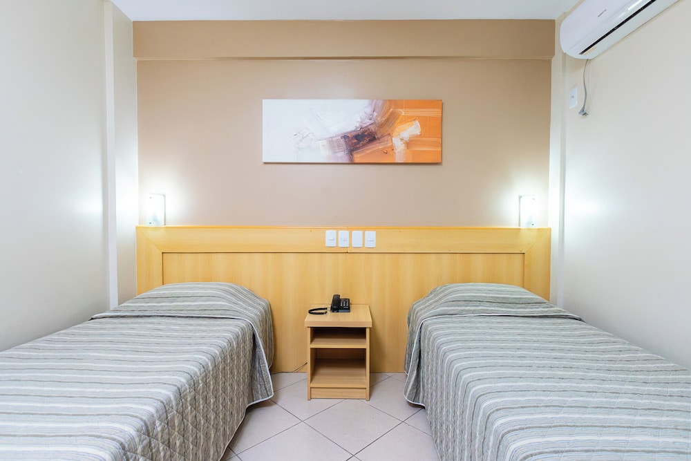 Standard, Twin Beds