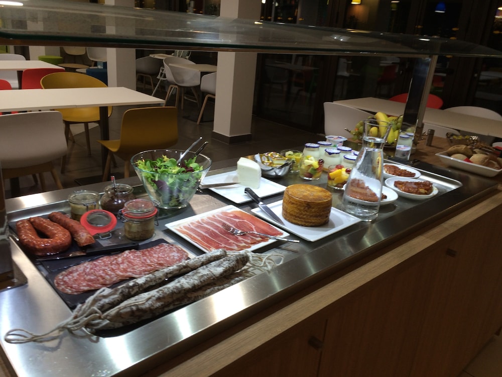 Ibis Styles Collioures Port Vendres 48/68
