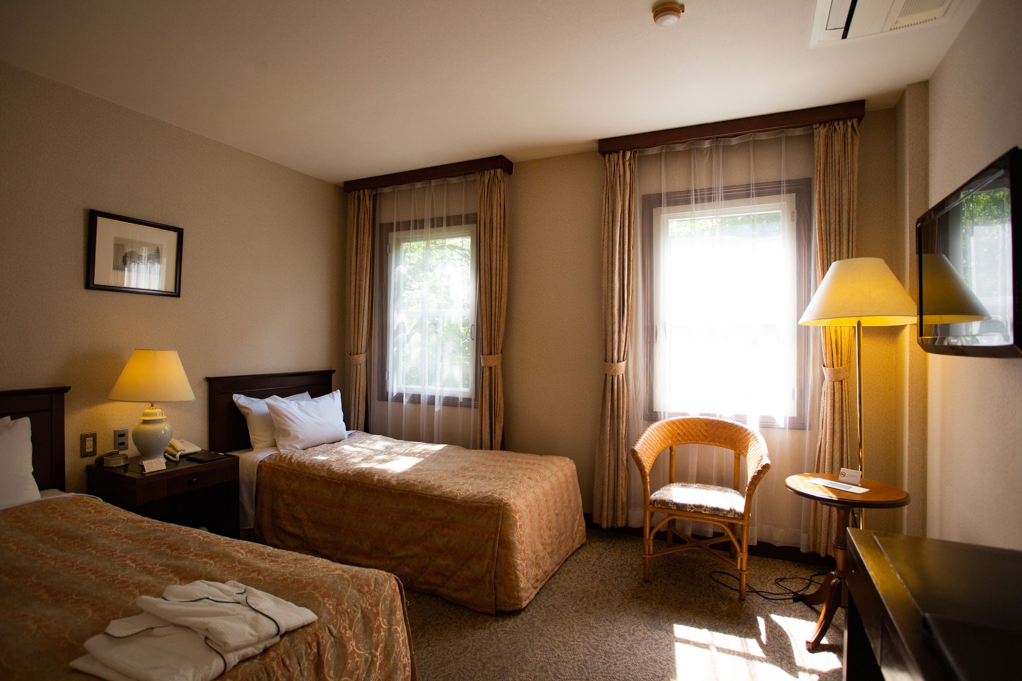 STANDARD, TWIN BEDS