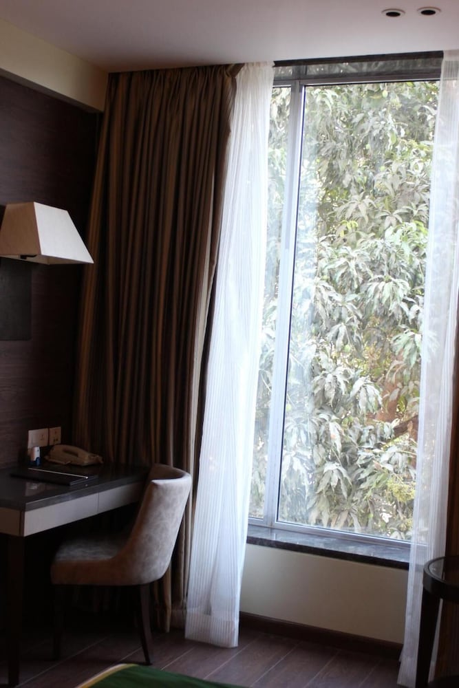 The Fern An Ecotel Hotel Vadodara 14/63