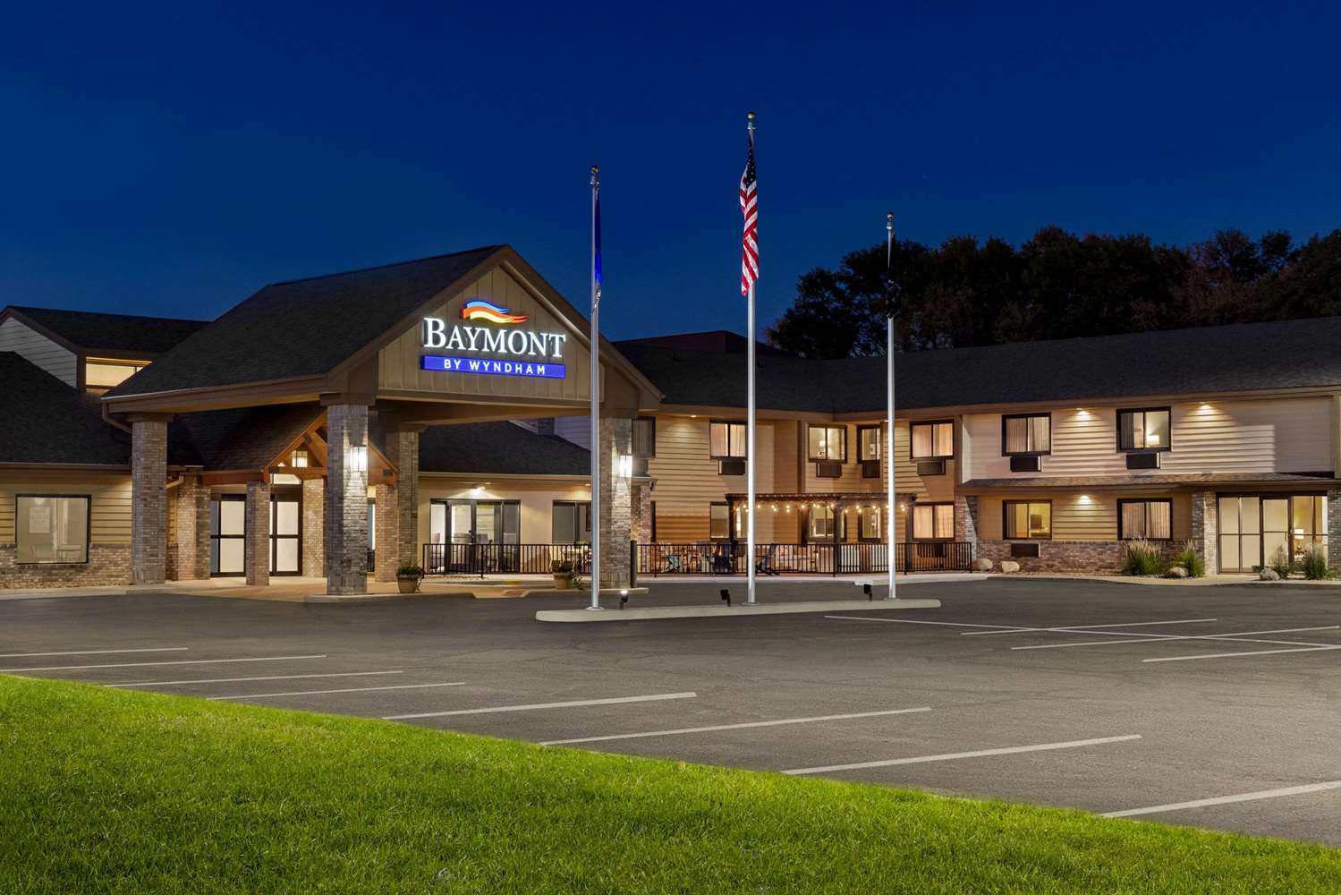 Baymont By Wyndham Owatonna 52/59