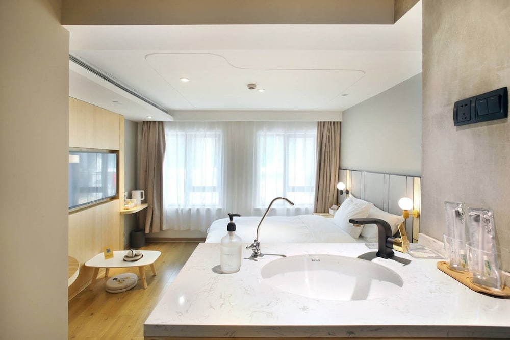 Miju House Jing'an 20/50