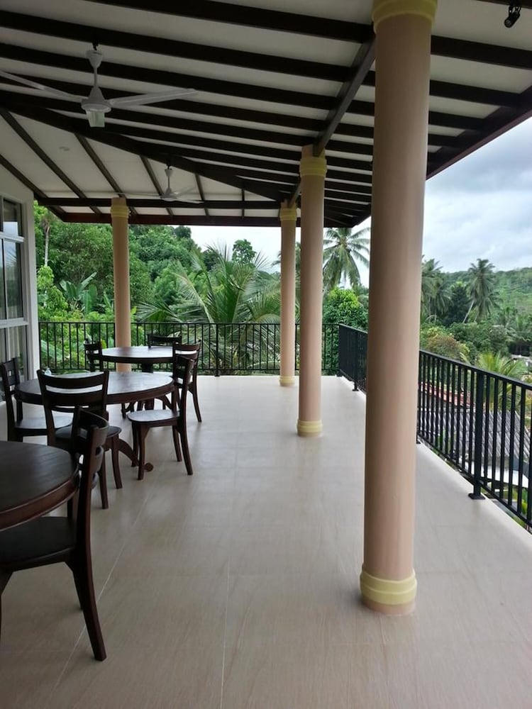 Coral Palm Villa And Apartment 37/50