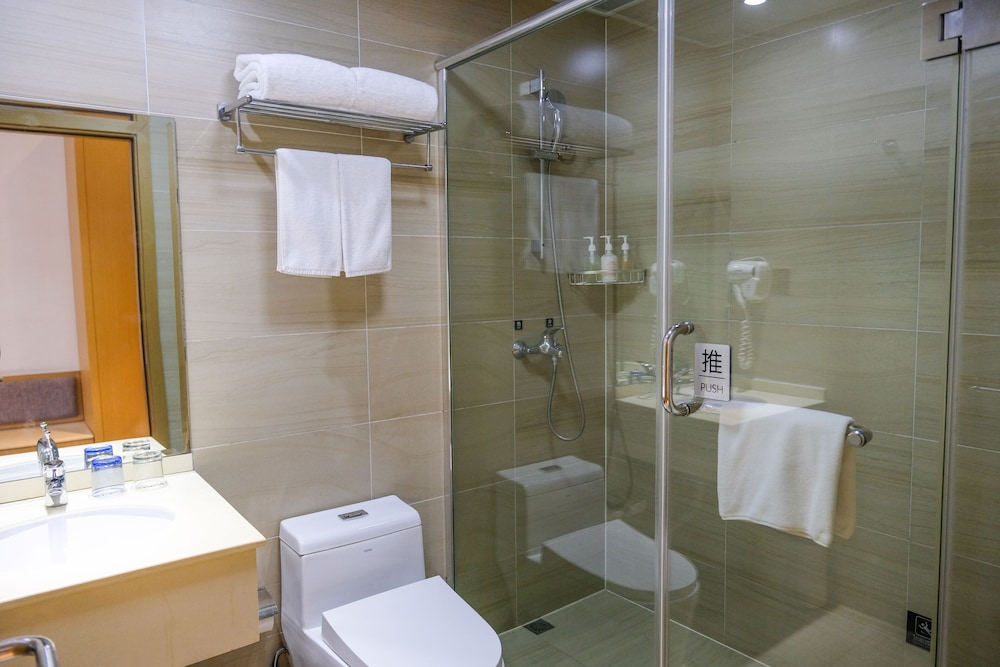 Shanghai JOYFUL YARD Hotel 68/69