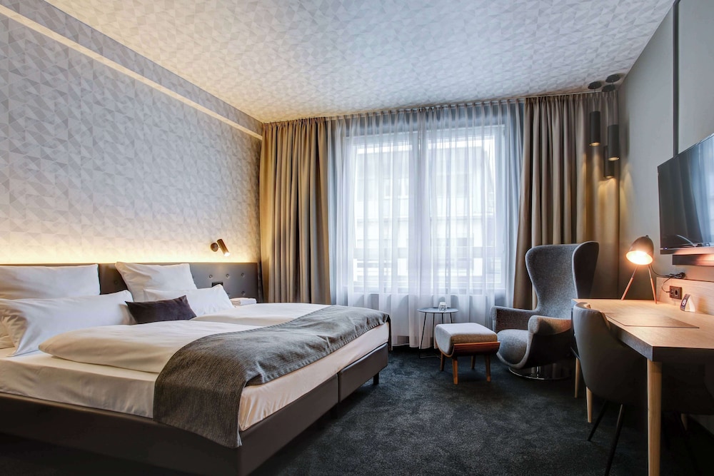 COMFORT, DOUBLE BED