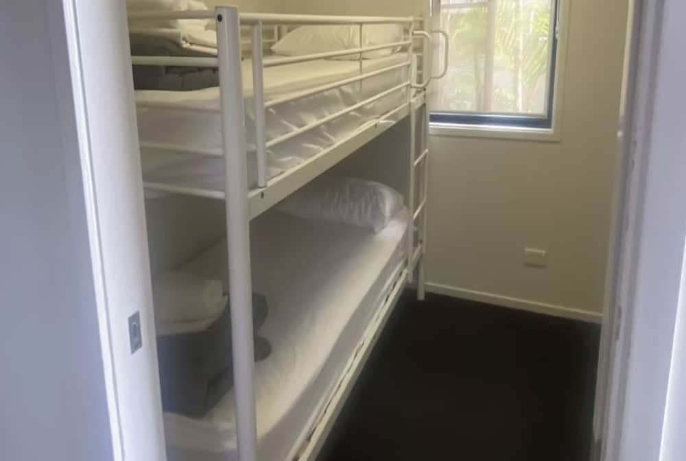 2 Bedrooms, Deluxe, Cabin, 1 Queen and 1 Bunk Bed, Water Front