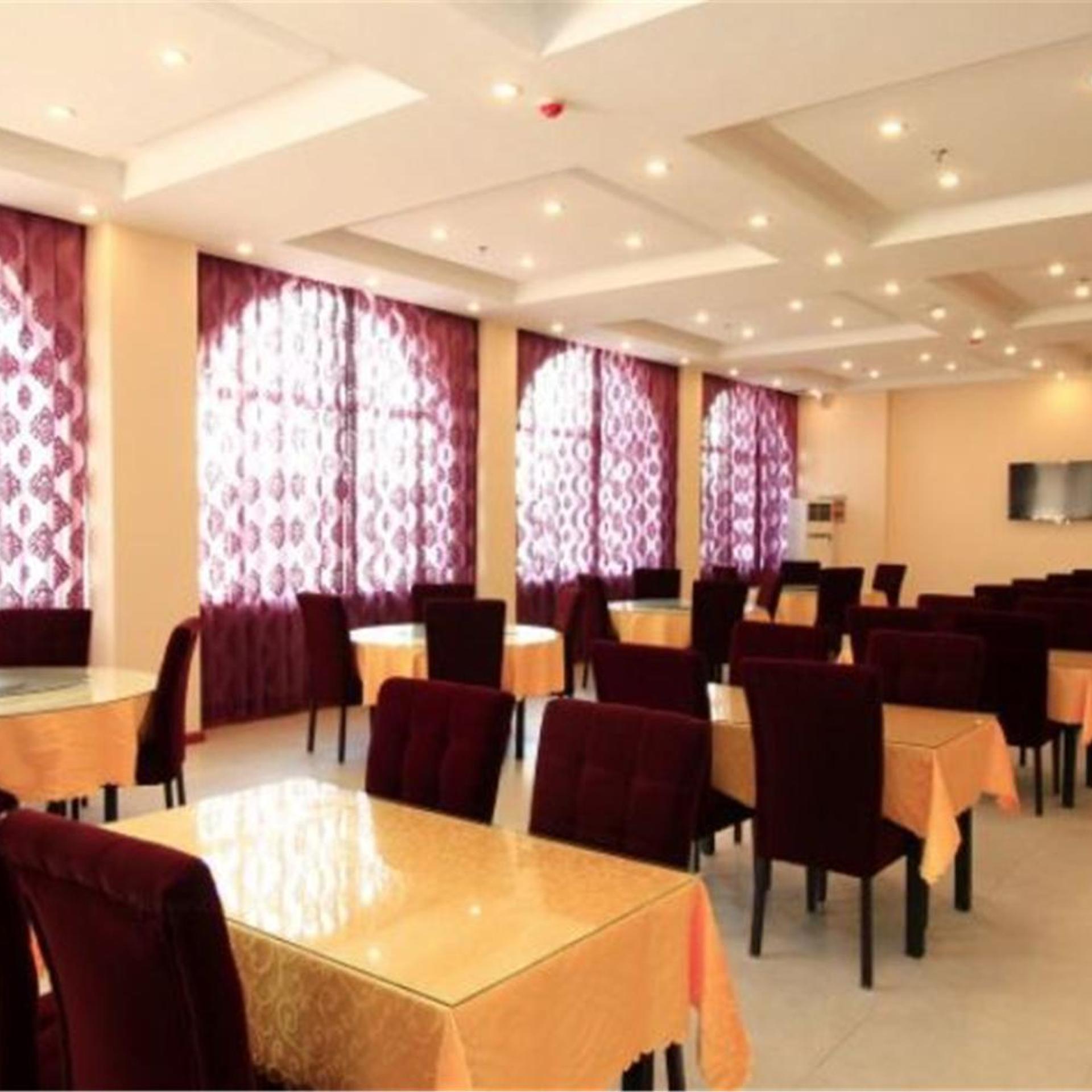 GreenTree Inn ShanDong RiZhao JuXian YinXing Avenue Middle ShanDong Road Business Hotel 51/67