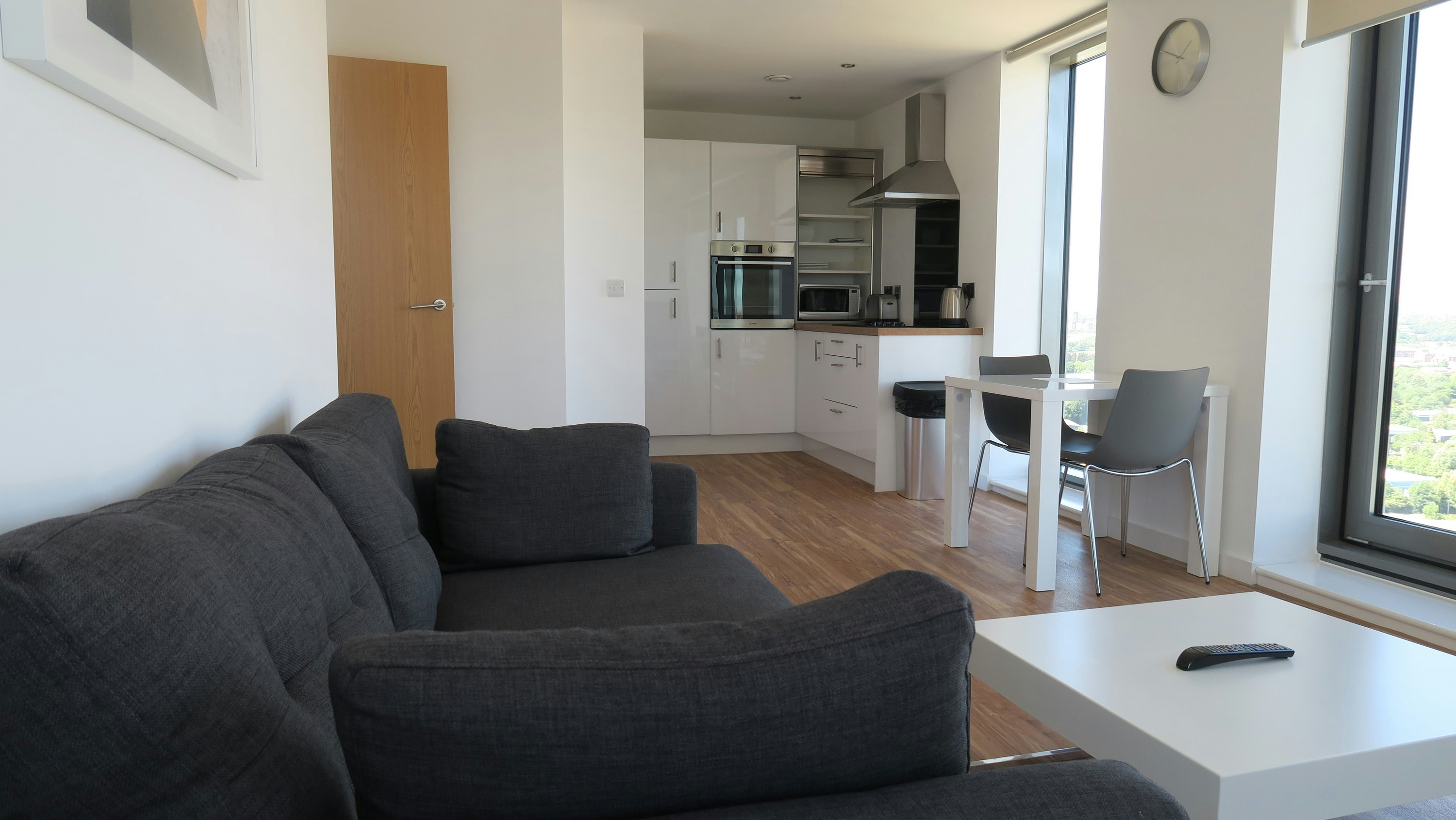 Quay Apartments Salford Quays 8/22