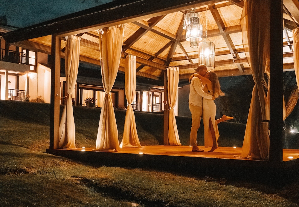 Fairmont Mount Kenya Safari Club 24/50