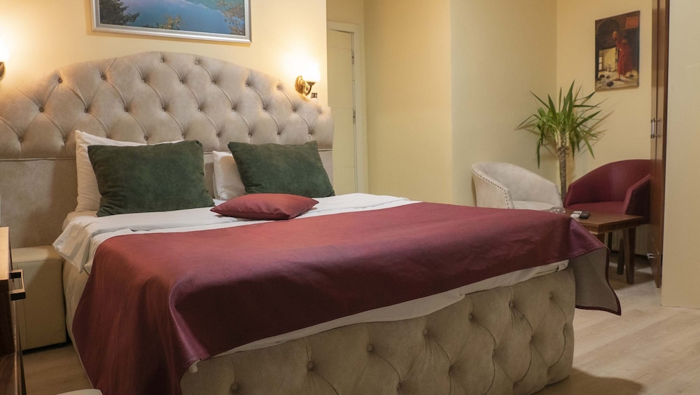HOTEL MARA 17/62