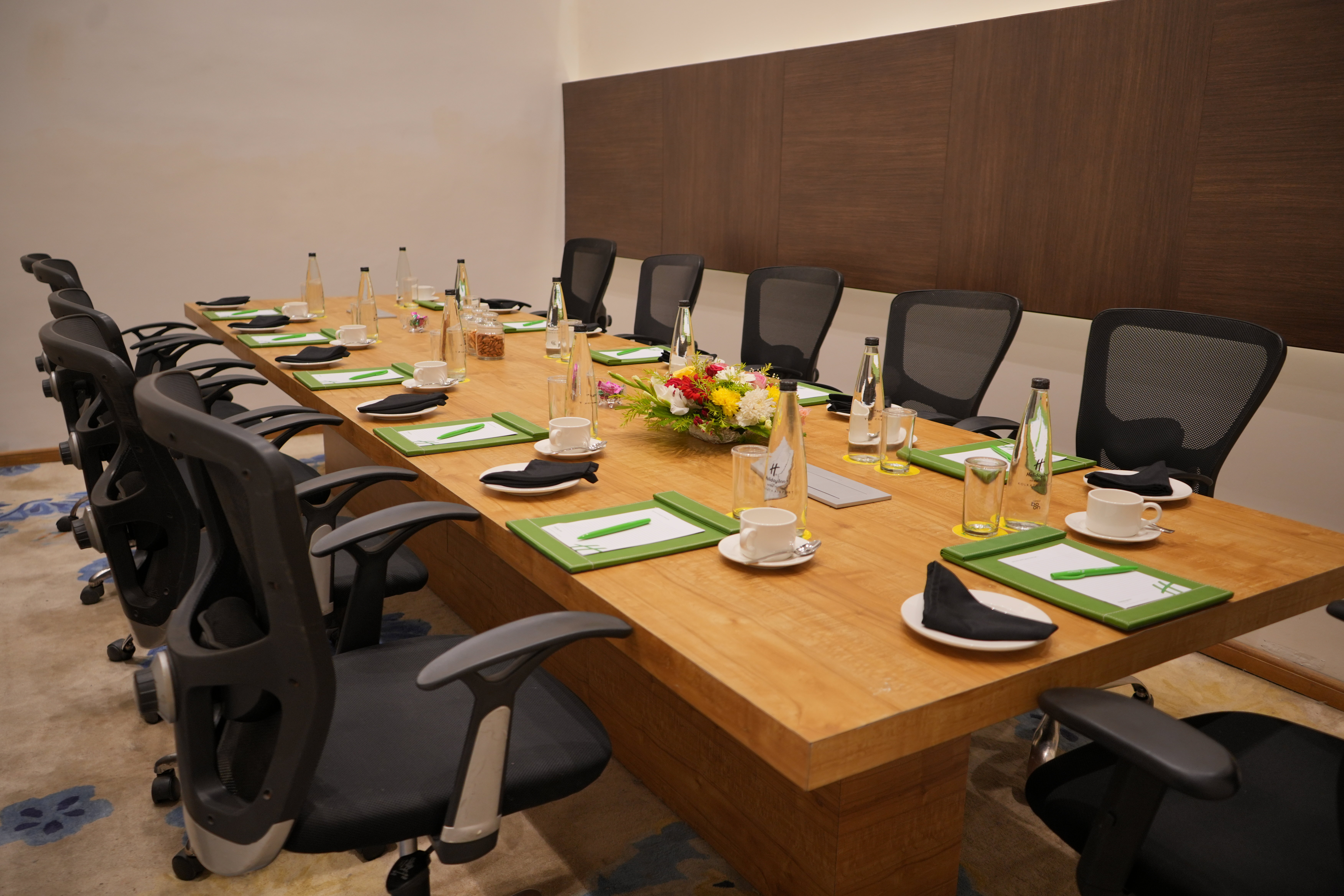 HOLIDAY INN KOLKATA AIRPORT 46/59