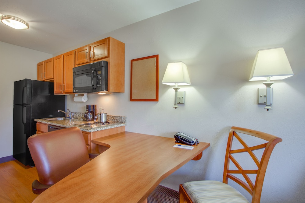 Candlewood Suites Aberdeen-Bel Air 53/79