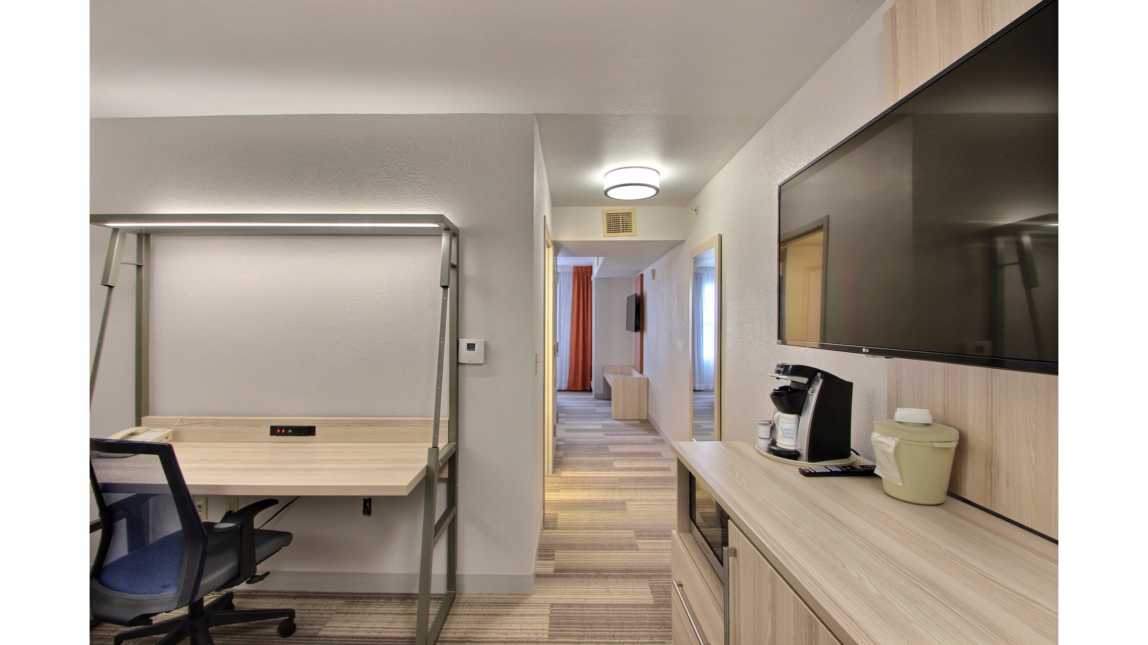 Holiday Inn Express Hotel And Suites Milwaukee Airport 43/74