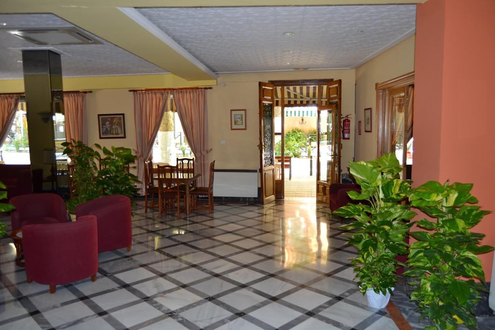 Central Hotel 57/60