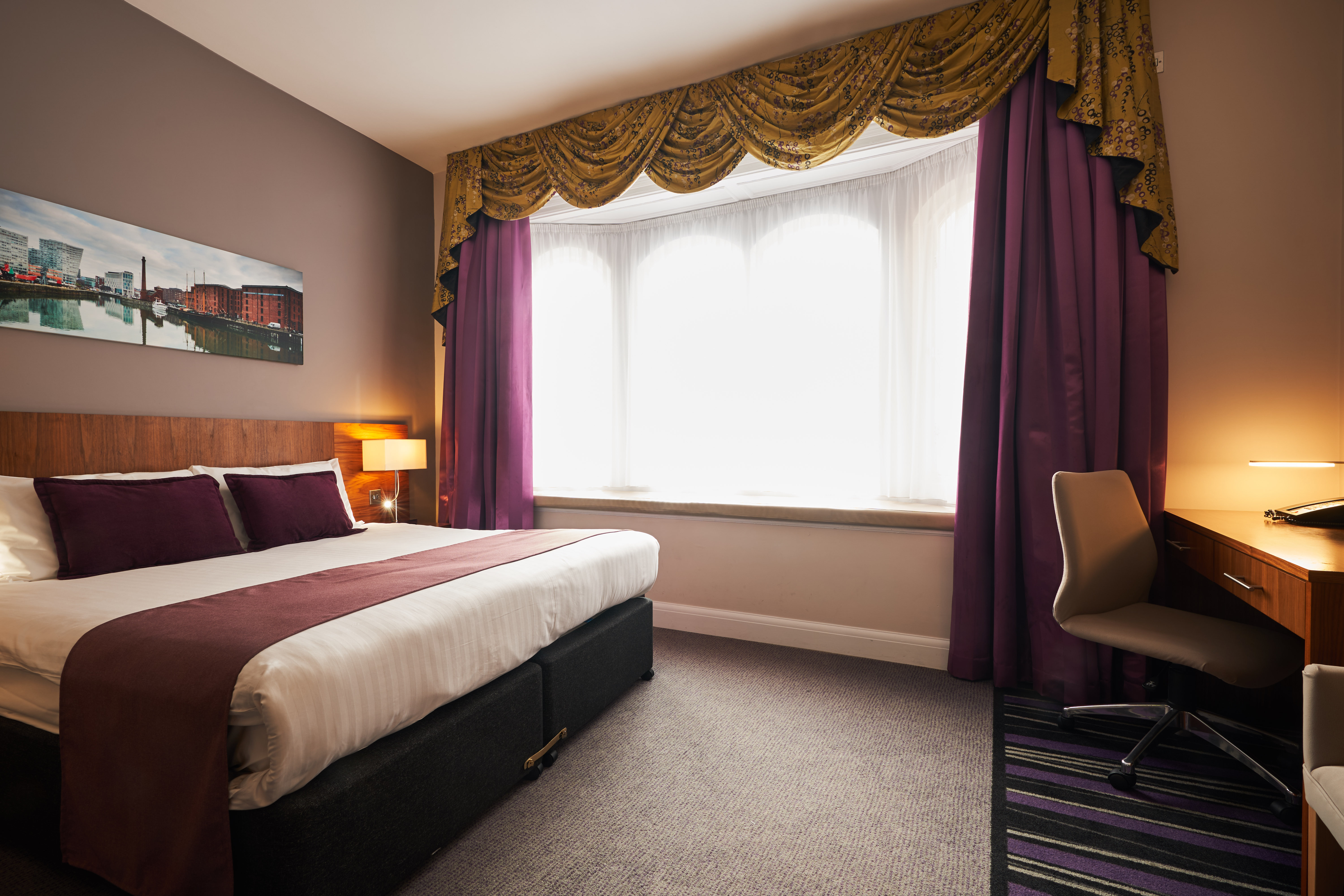 Heywood House Hotel 10/45