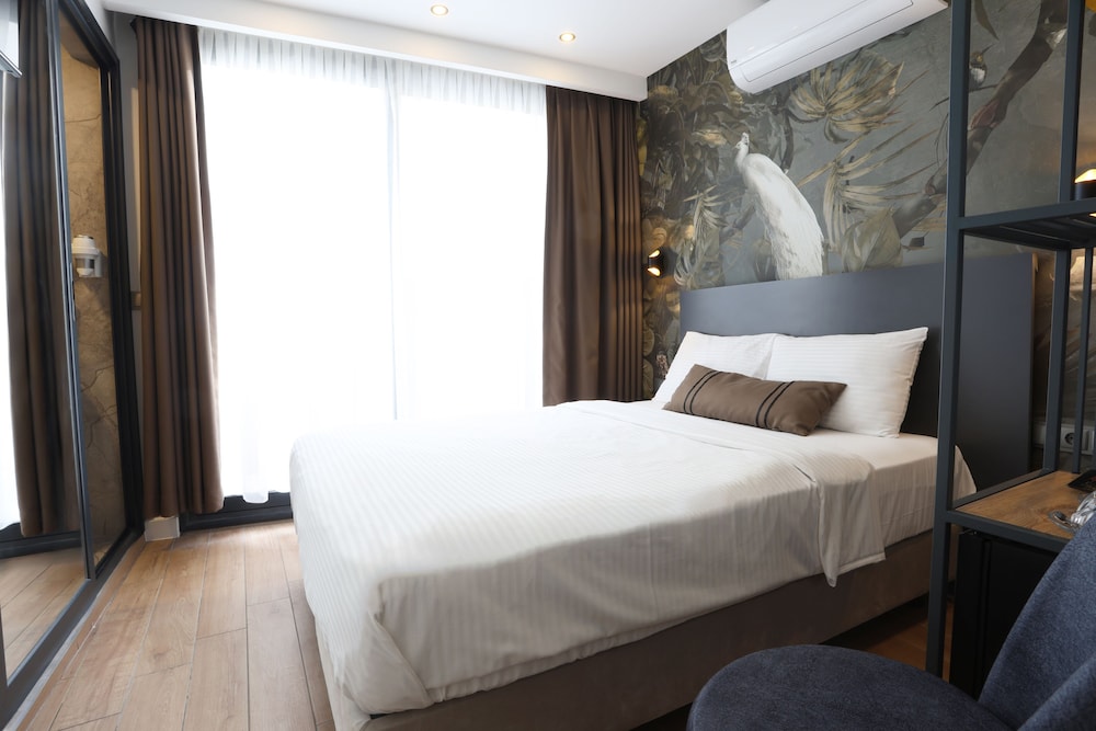 Riva Hotel Alsancak 21/47