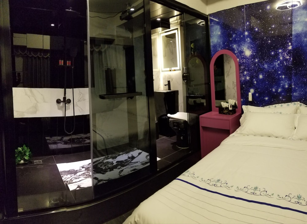 Star City Hotel 25/34