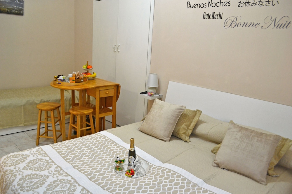 Astra Bed and Breakfast 30/50