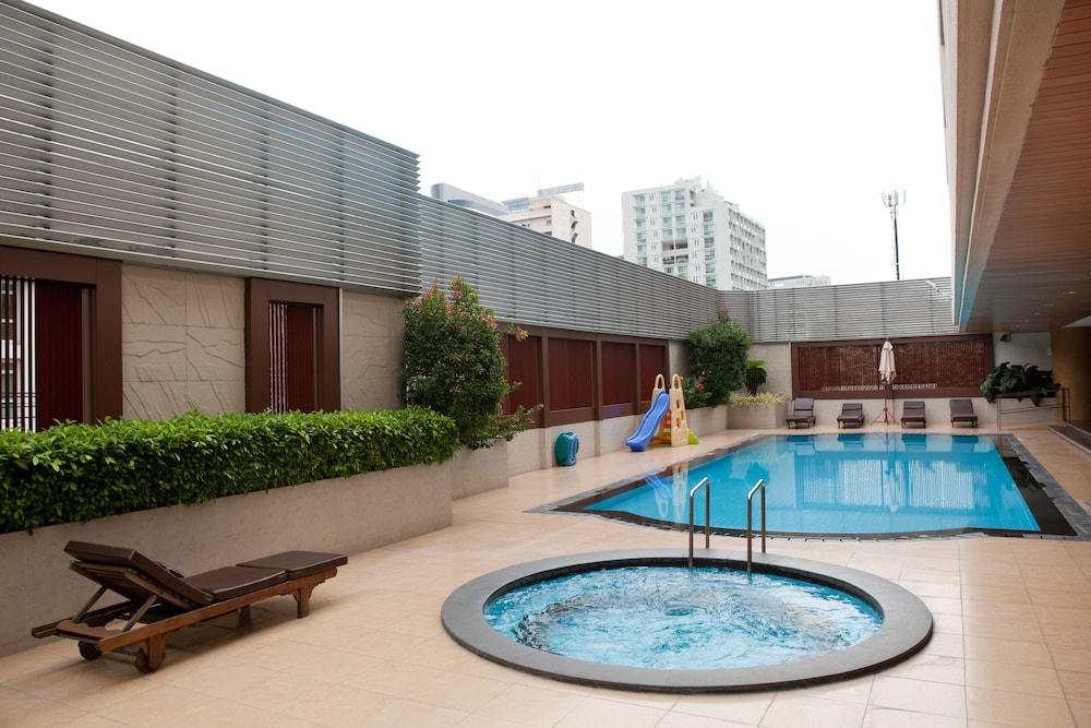 Sm Grande Residence 31/35
