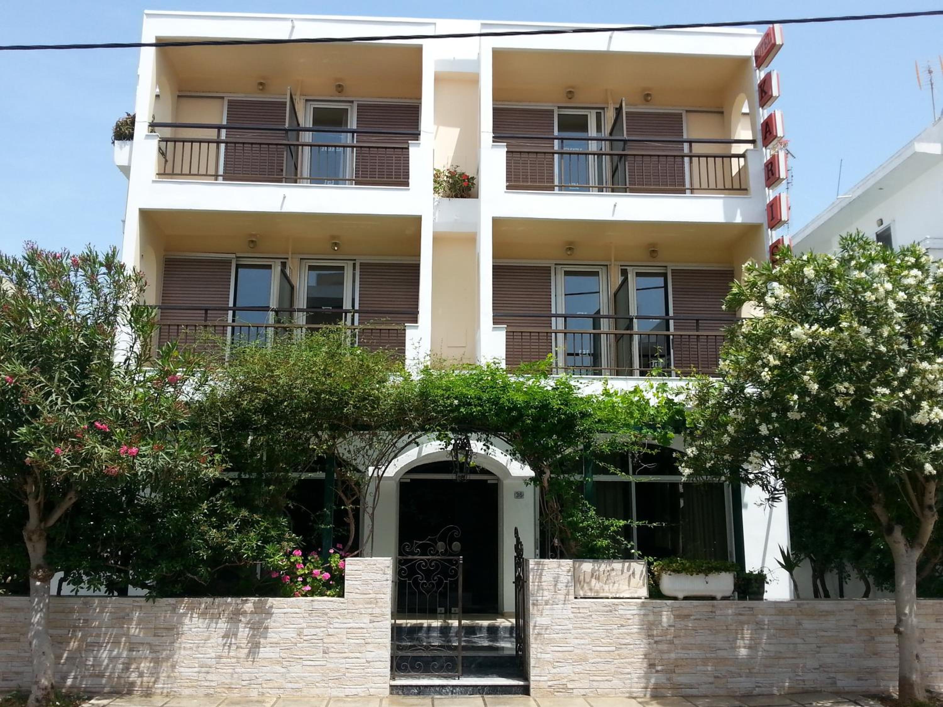 Karis Hotel 1/50