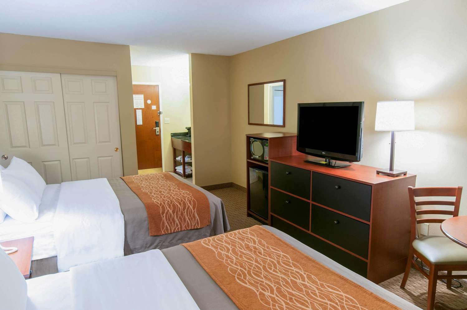 Comfort Inn New Holland Amish Country 16/33