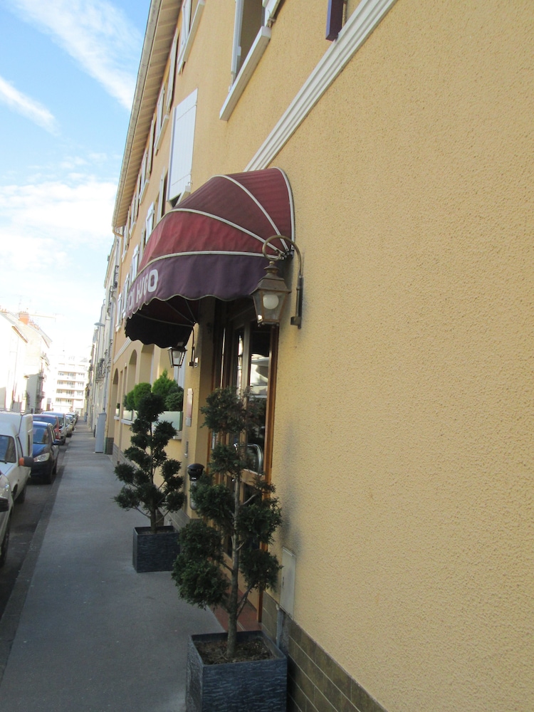 Hotel Victor Hugo 28/29