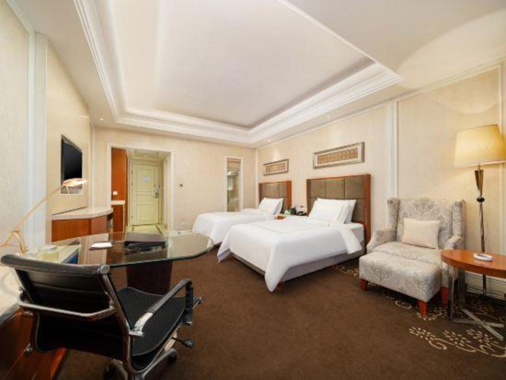 Hong Shan International Hotel 23/48
