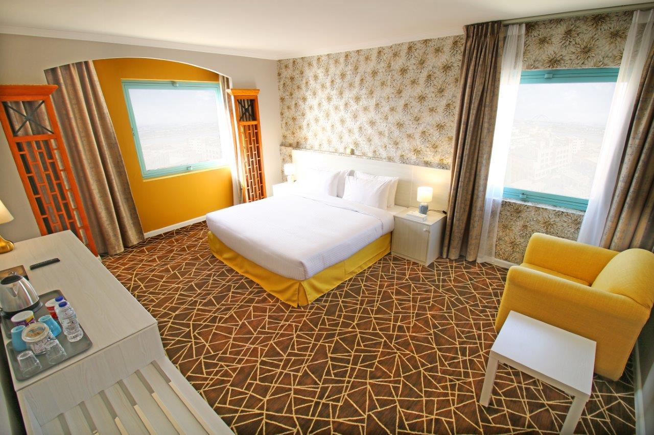 PREMIER ROOM
