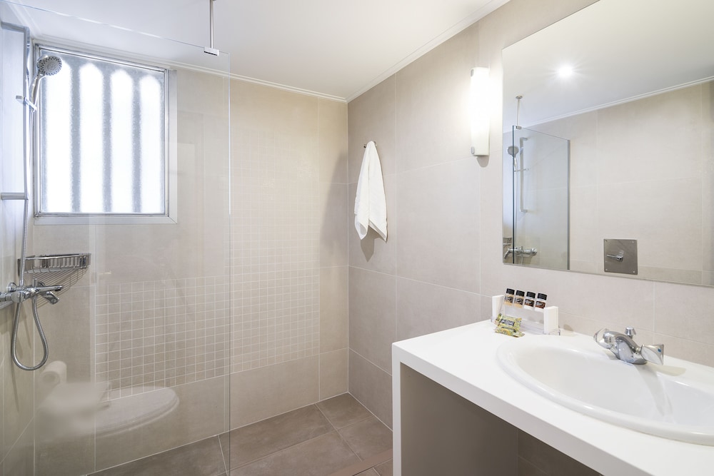 Marina Alimos Hotel Apartments 42/50
