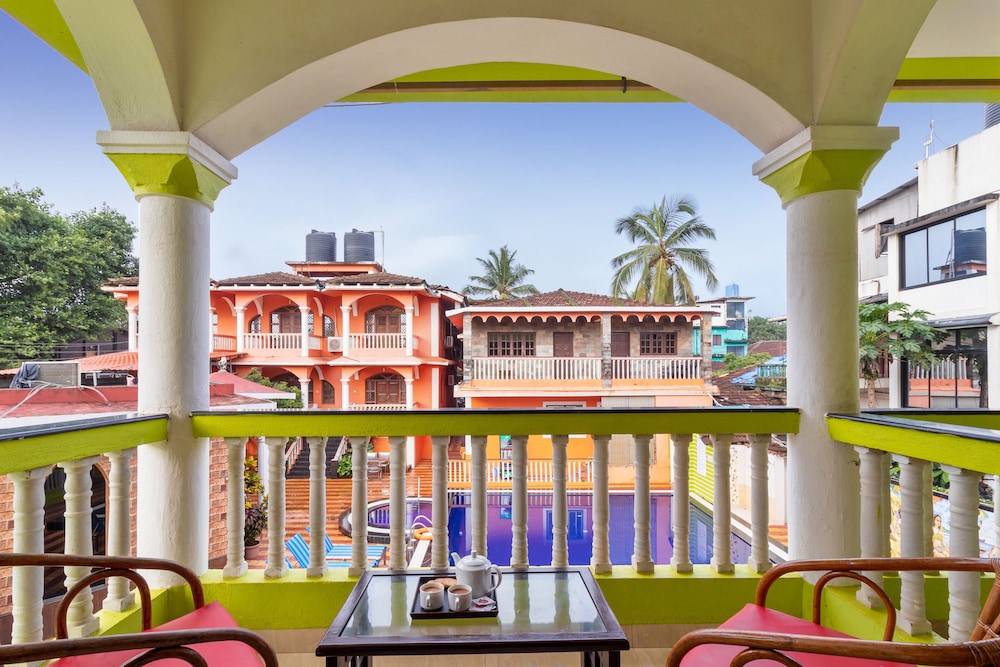 Larios Beach Holidays 39/50