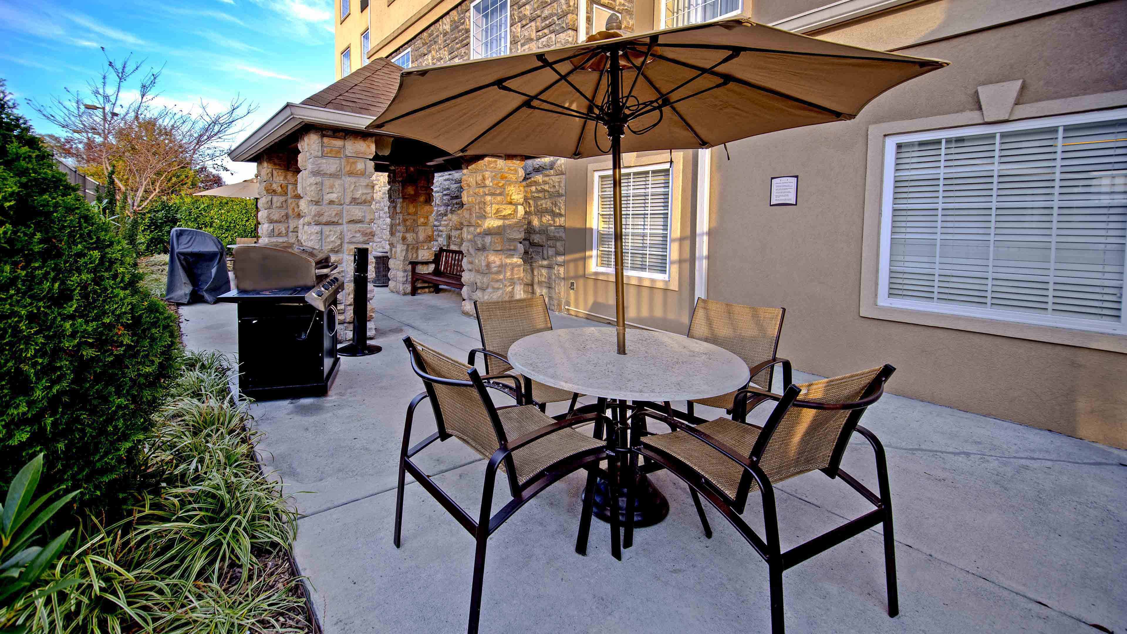 Staybridge Suites Chattanooga Hamilton Place 12/17