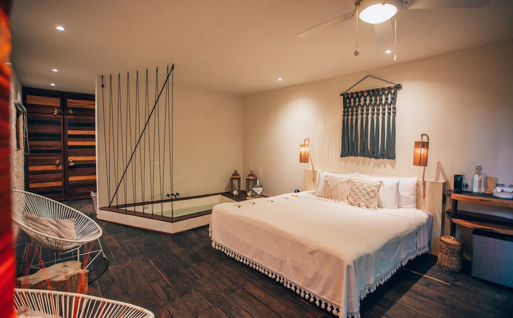 Calanthe Master, Suite, King Bed, Garden View، Orchid House Tulum Beach 2/2