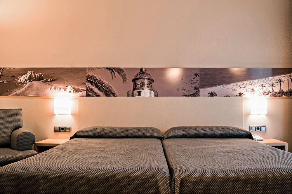 Hotel Bernat II 25/45