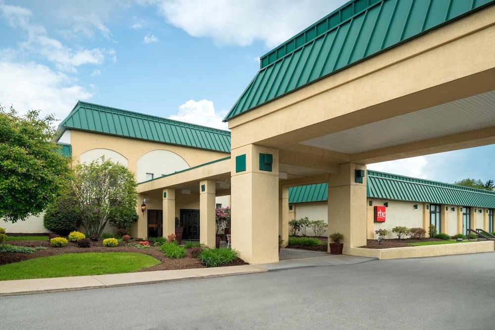 Ramada By Wyndham Indiana 3/32