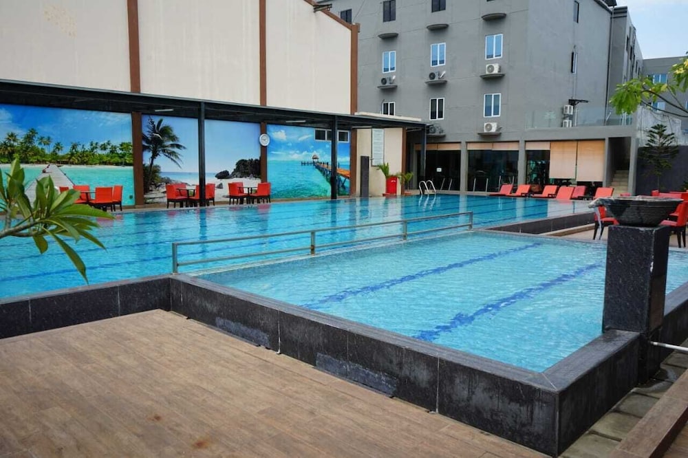 MaxOne Hotel Dumai 8/55