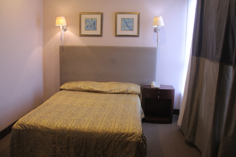 LE VENDOME HOTEL 21/47