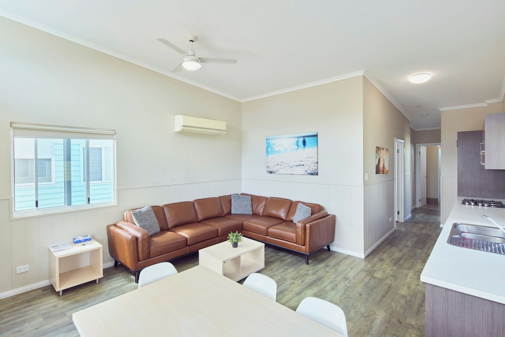 RAC Cervantes Holiday Park 35/60
