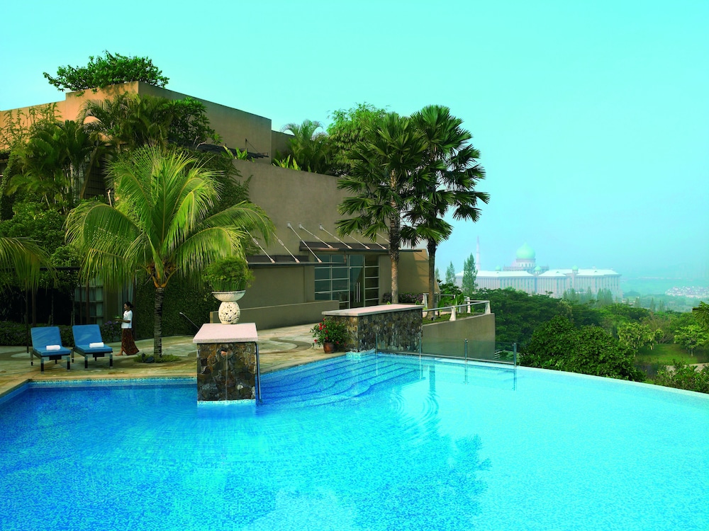 Pulse Grande Hotel Formerly Known As Putrajaya Shangri La 5/46