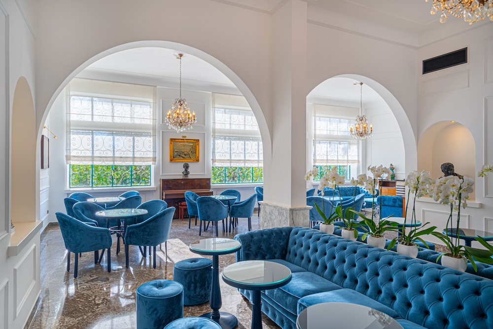 Majestic Palace Sorrento, Curio Collection by Hilton 49/56