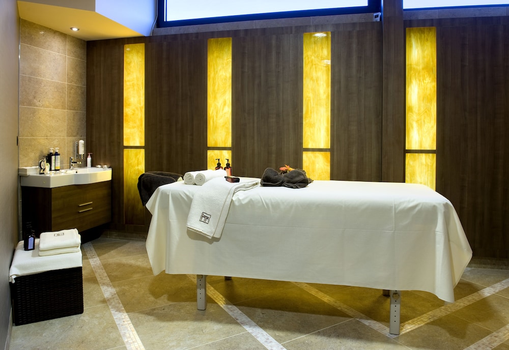 TURIEC HOTEL 23/54