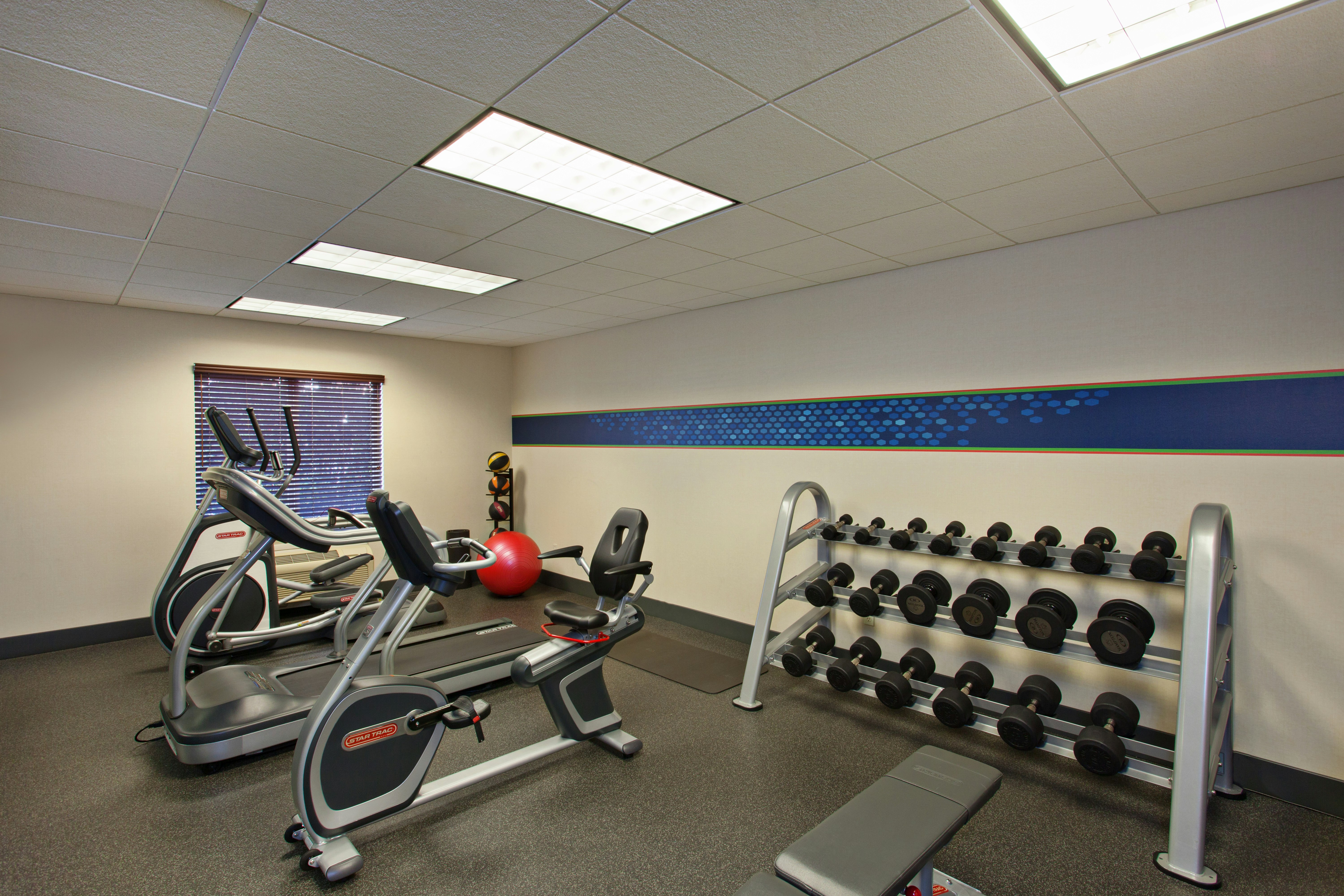 Hampton Inn Suites Merced 11/28