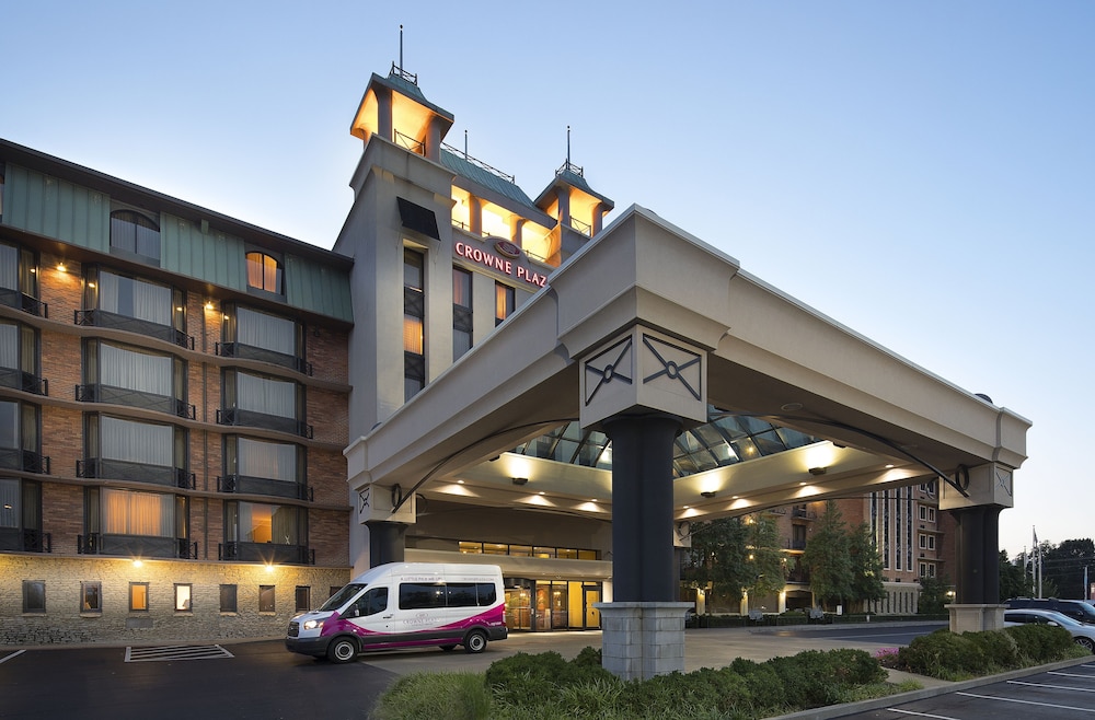 Crowne Plaza Louisville Airport Expo Center 3/79